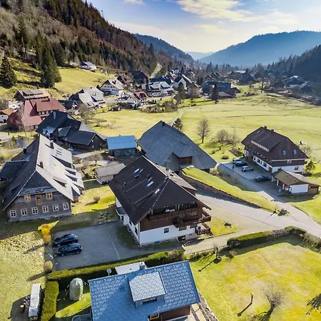 Galeriewohnung In Апартаменты