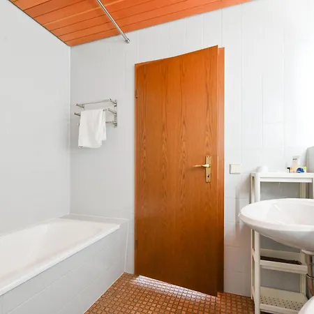 Galeriewohnung In Менценшванд